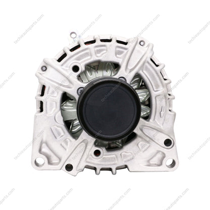 Bosch Genuine Alternator 0125711093 for Benz GLA180 GLA260